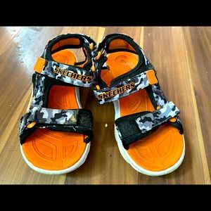 Sketchers boys sandals